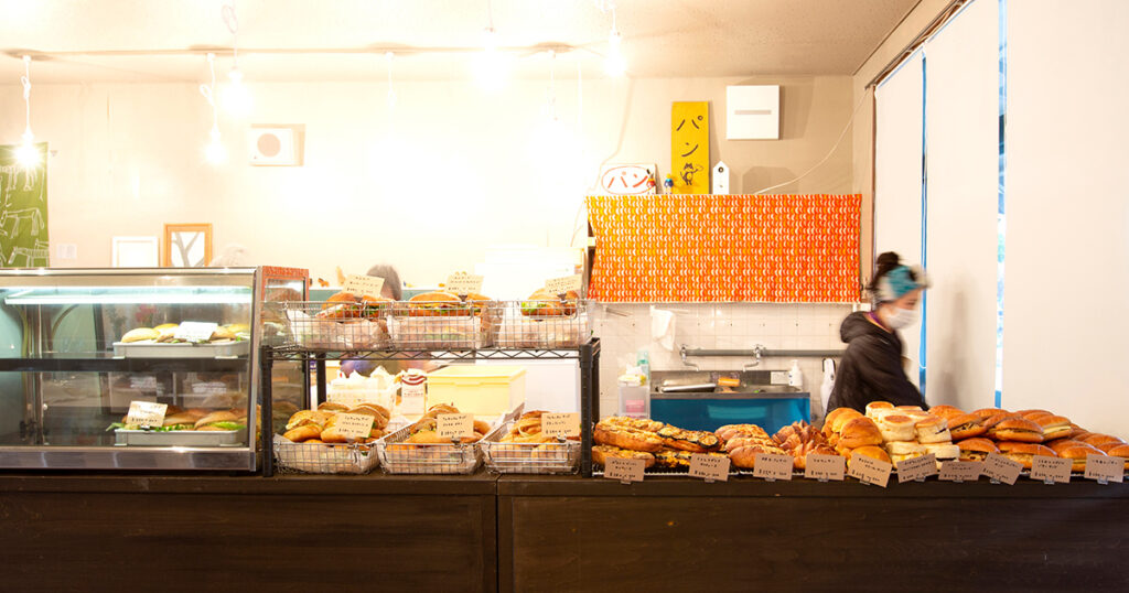 津山市／パンの店 IKEPAN》'21年1月OPEN! 旧幼稚園を舞台に、仲間