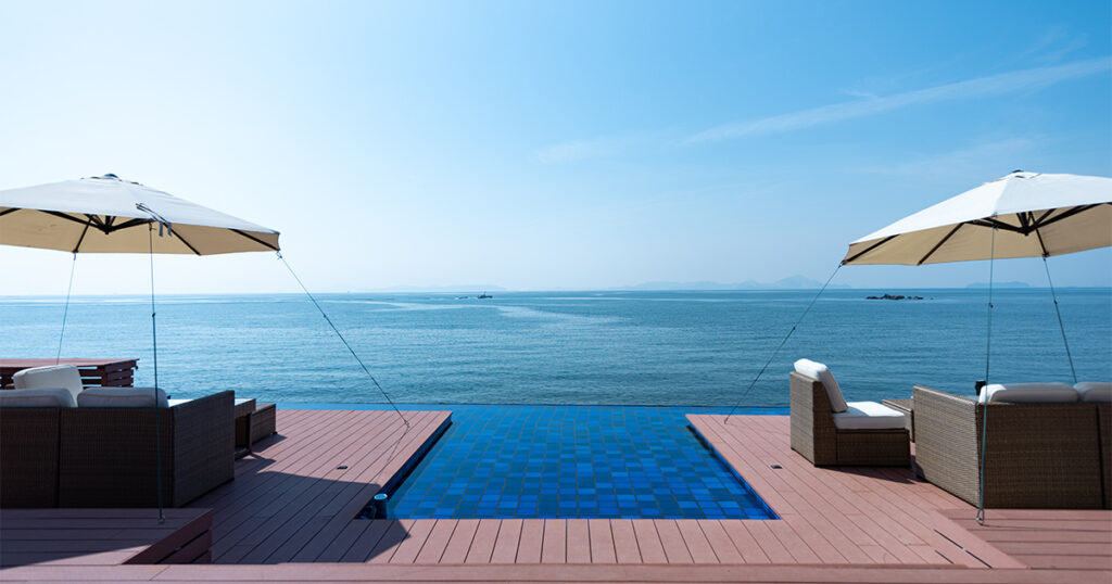 赤穂市／壱枚乃絵》海との一体感に包まれる、絶景カフェへ。【PR