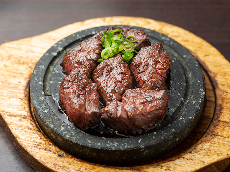 《めんどくサガリ屋》昼も夜もコスパ抜群の、本格焼肉定食が自慢。テイクアウトの焼肉弁当も気軽に楽しめる！【PR】