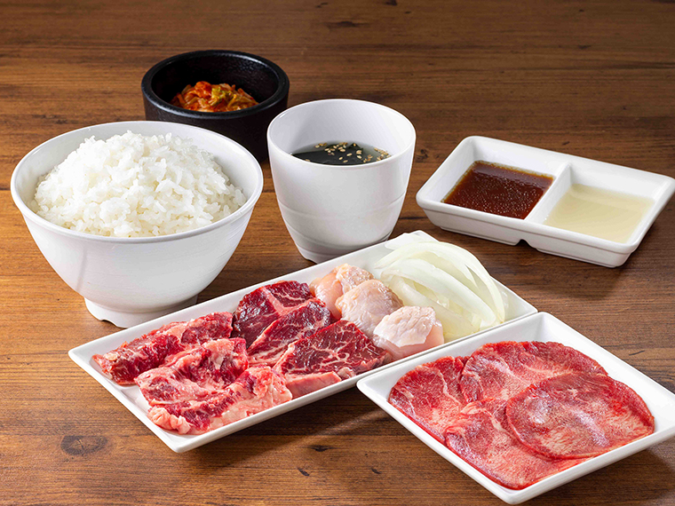 《焼肉ライク 下中野店》コスパ抜群の「焼肉セット」が580円から味わえる！新しいスタイルの焼肉ファストフード店。【PR】