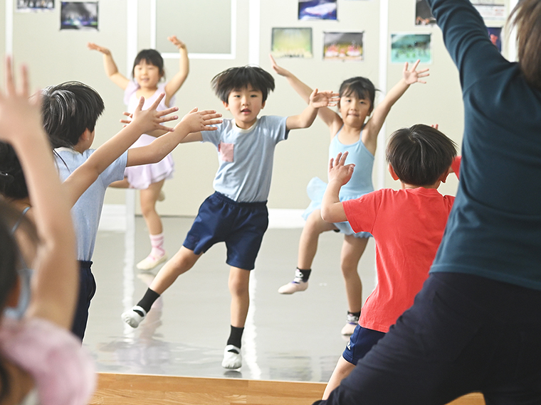 KAZUMI Dance Studio Luminous